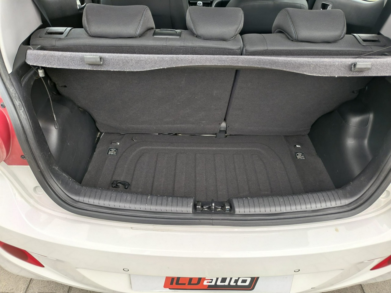 Hyundai i10 - obrazek 19