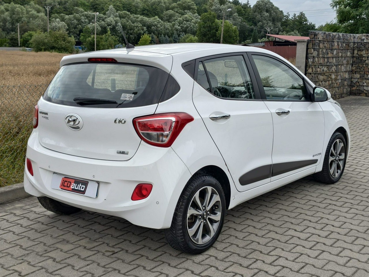 Hyundai i10 - obrazek 7