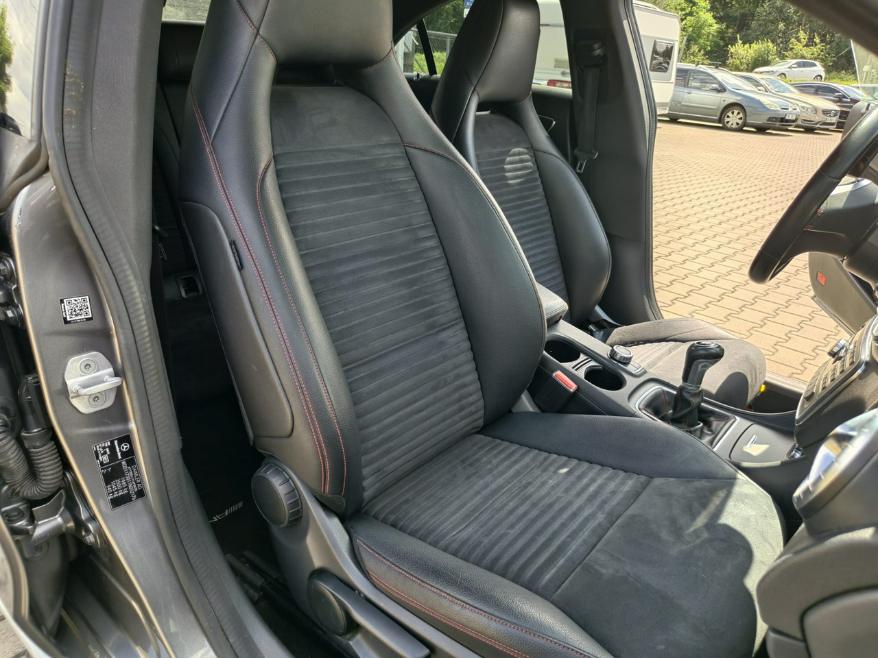 Mercedes CLA 180 - obrazek 15