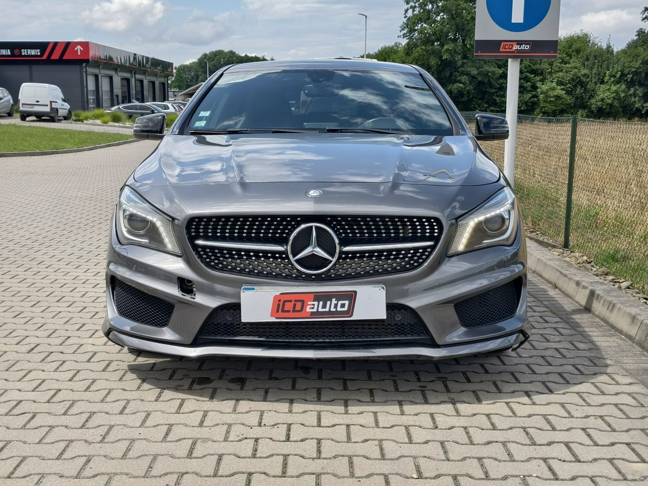 Mercedes CLA 180 - obrazek 2