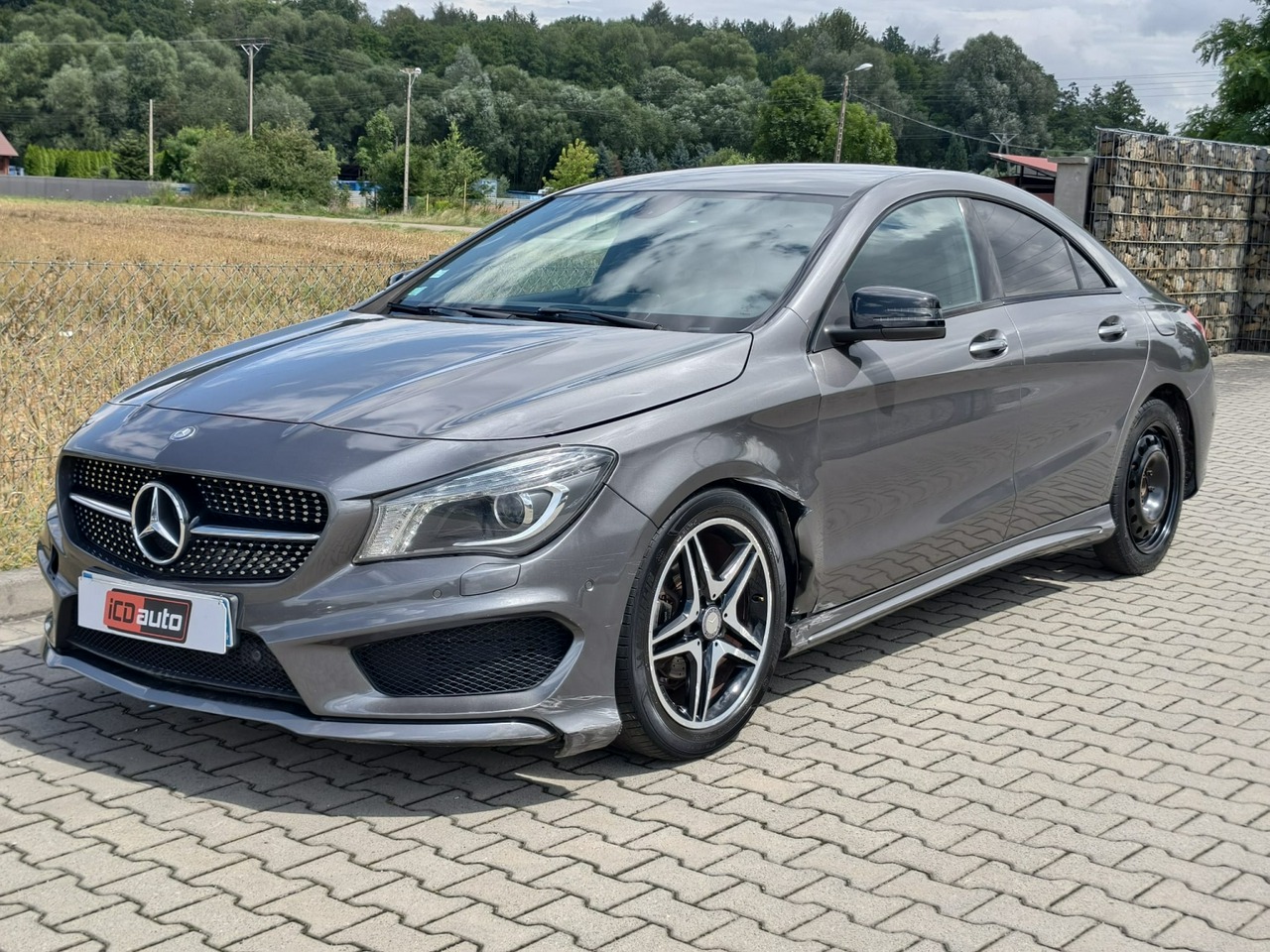 Mercedes CLA 180 - obrazek 3