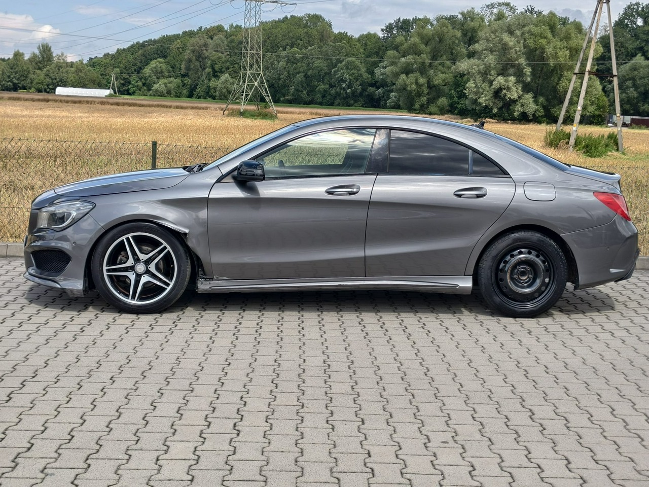 Mercedes CLA 180 - obrazek 4