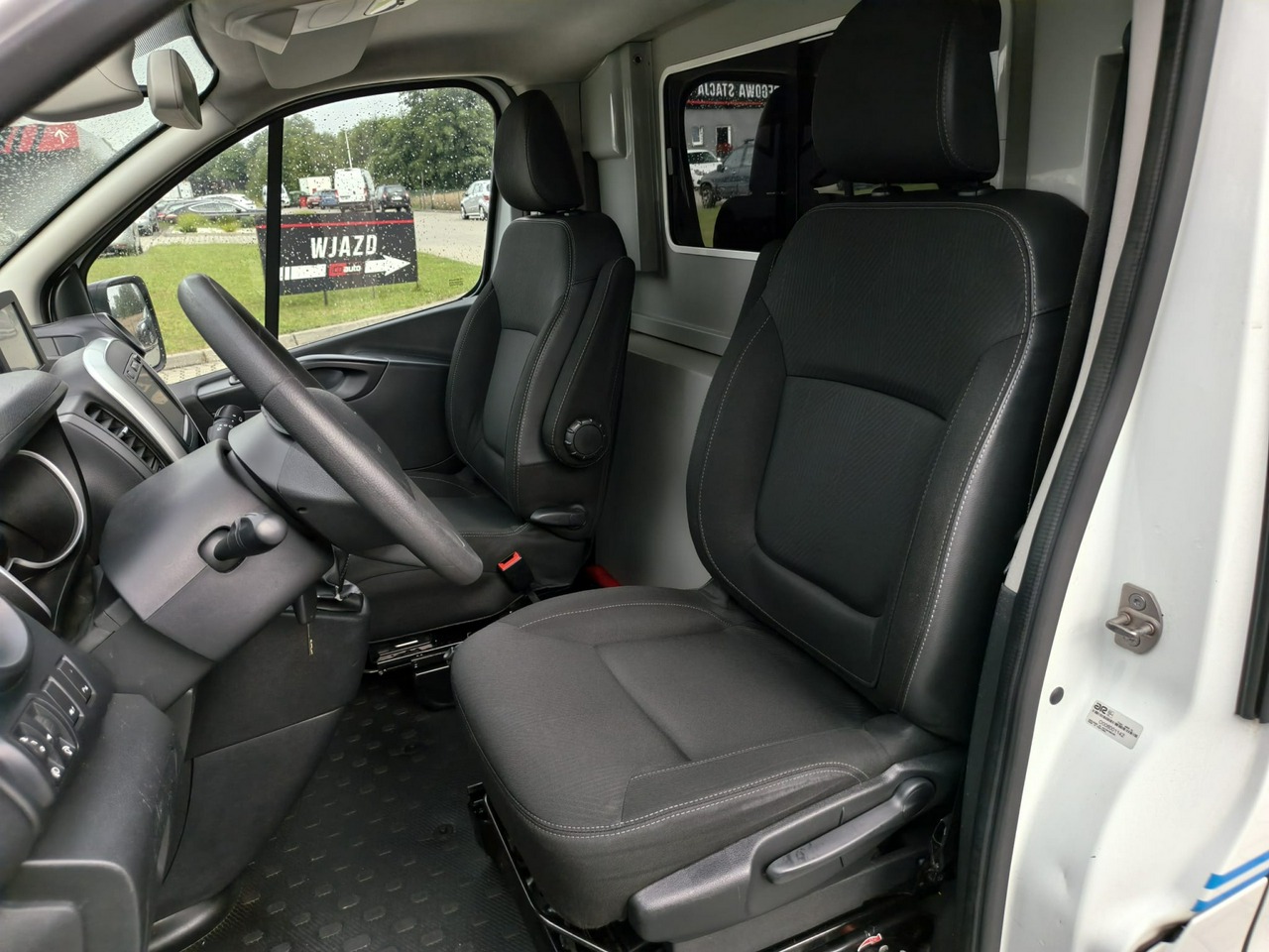 Renault Trafic - obrazek 9