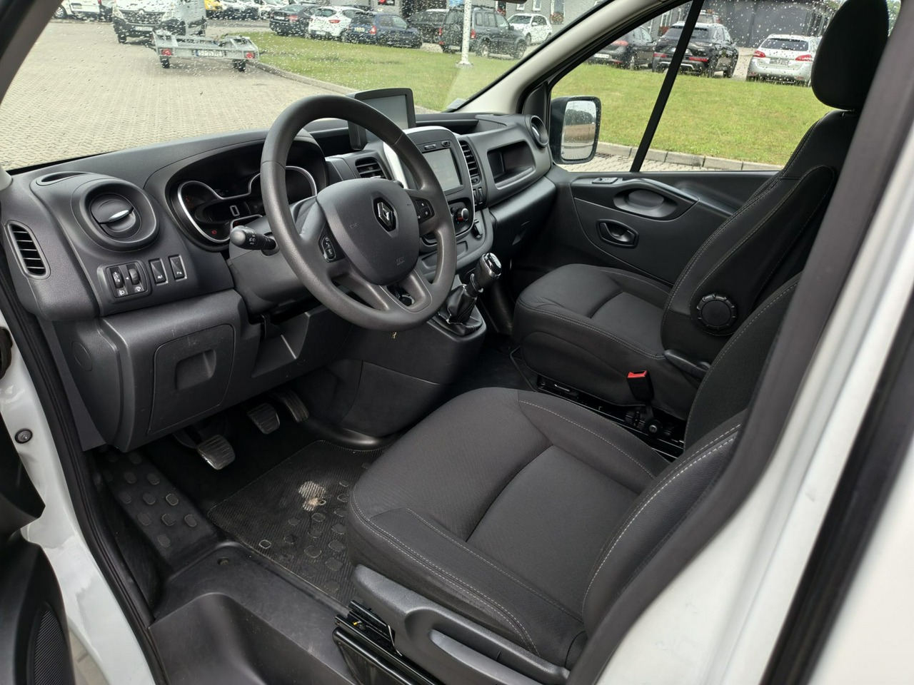 Renault Trafic - obrazek 10