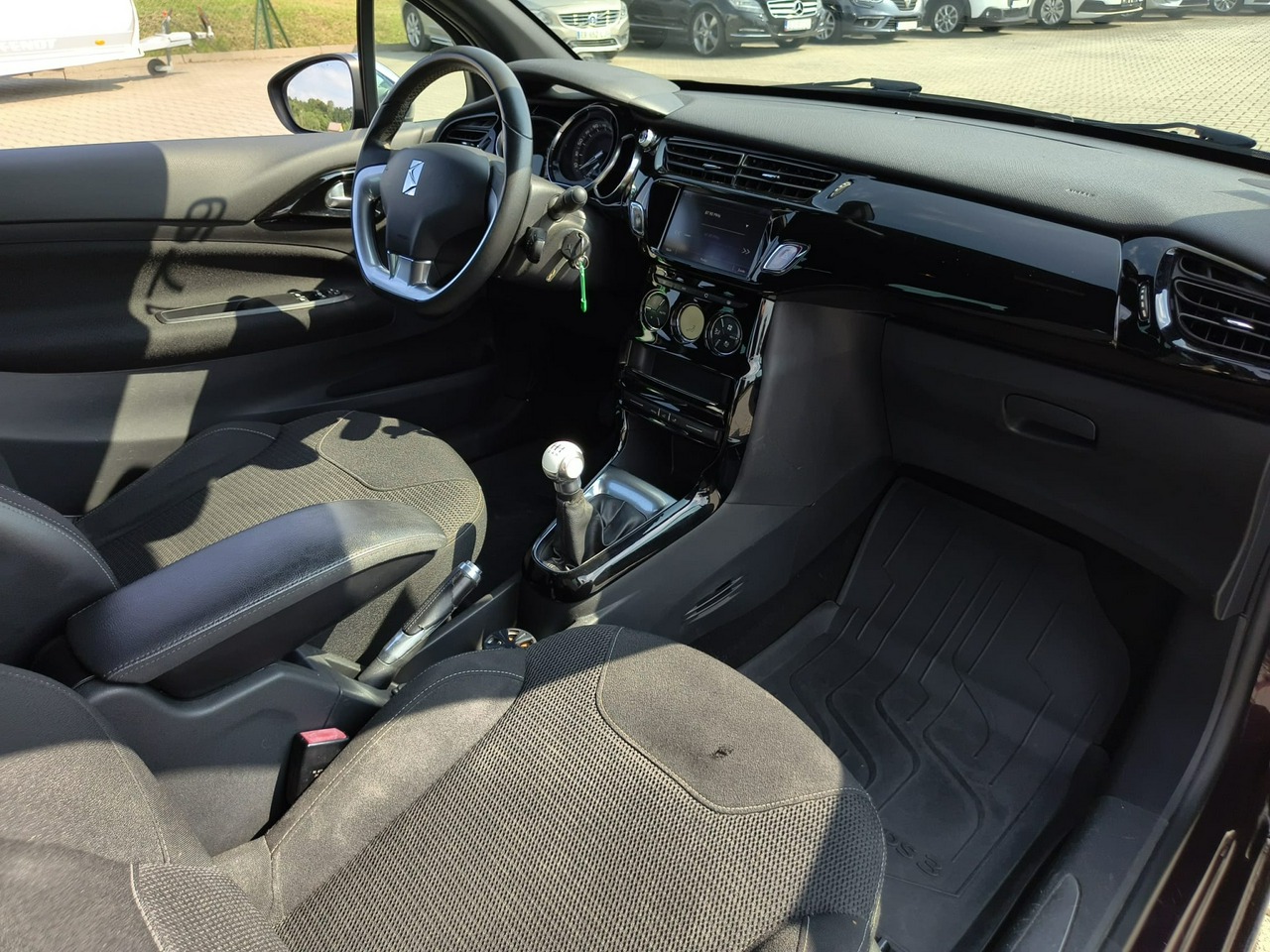 DS Automobiles DS 3 - obrazek 15