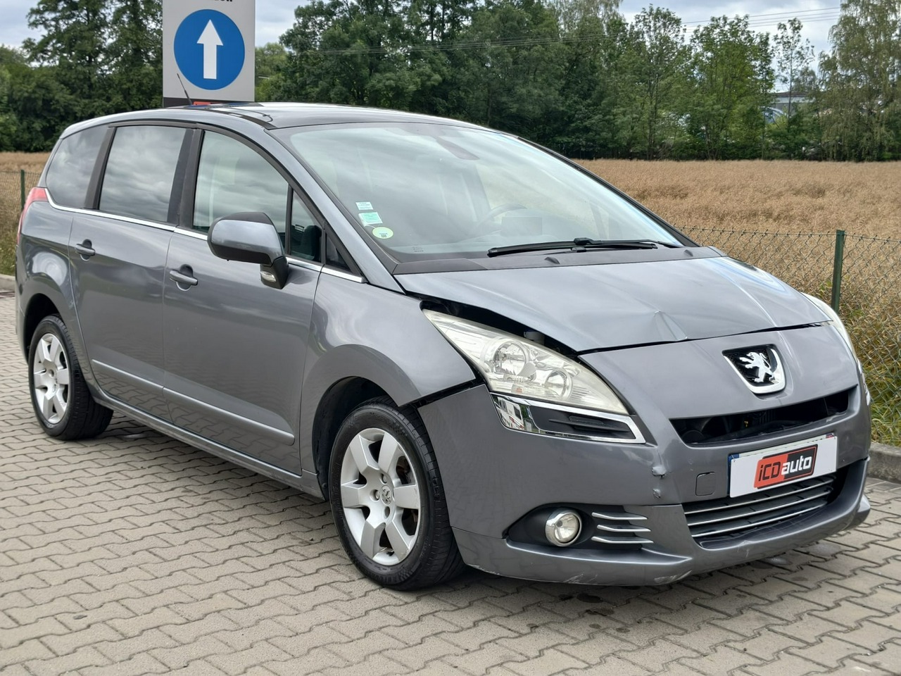 Peugeot 5008