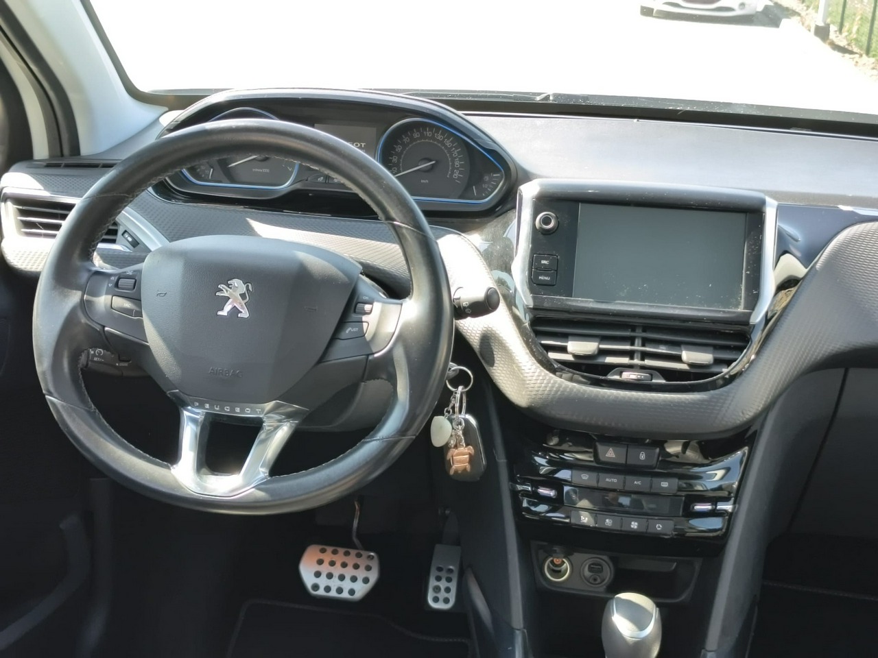 Peugeot 2008 - obrazek 12