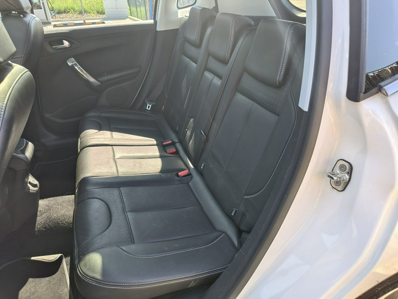 Peugeot 2008 - obrazek 17