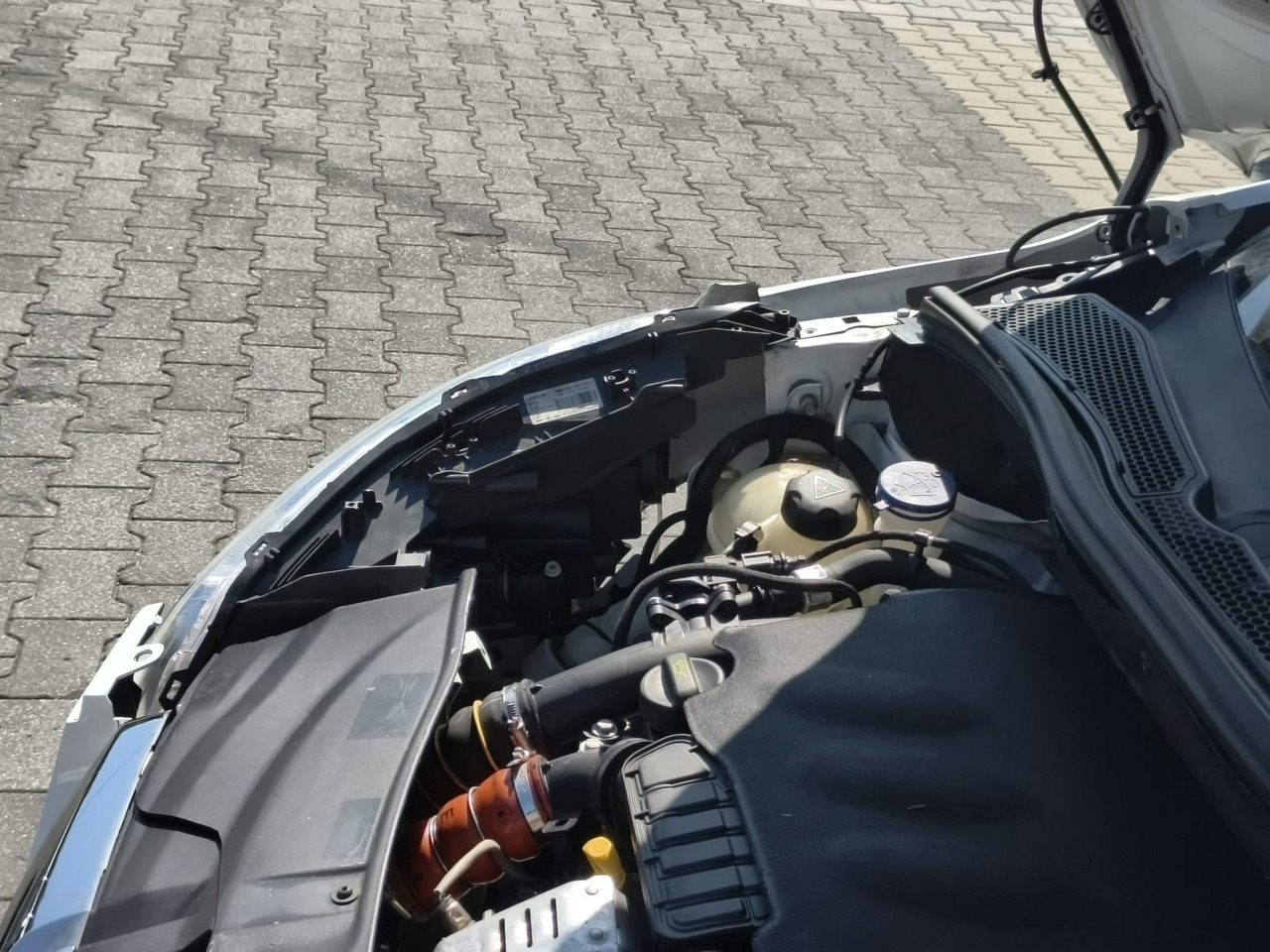 Peugeot 2008 - obrazek 25