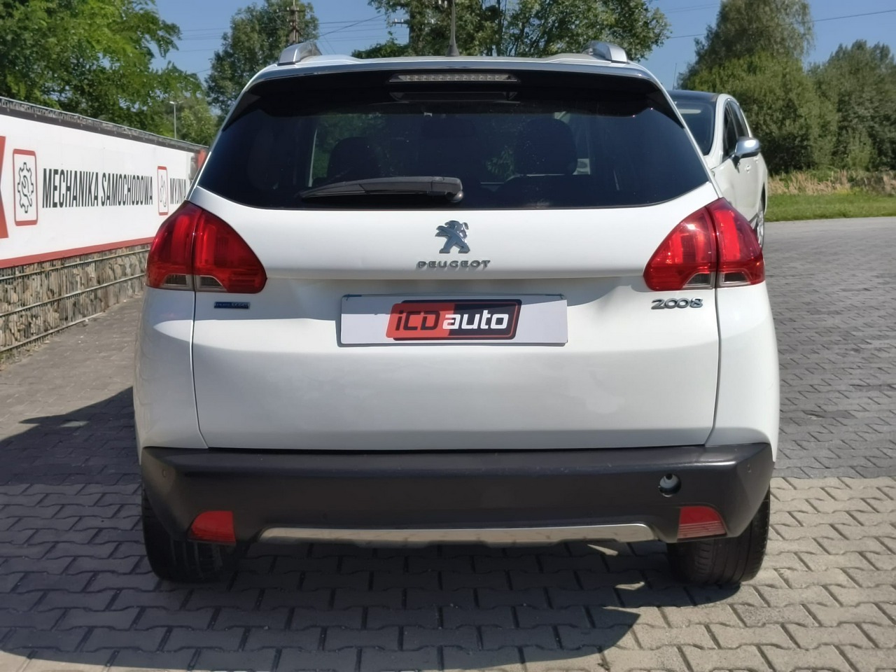 Peugeot 2008 - obrazek 6