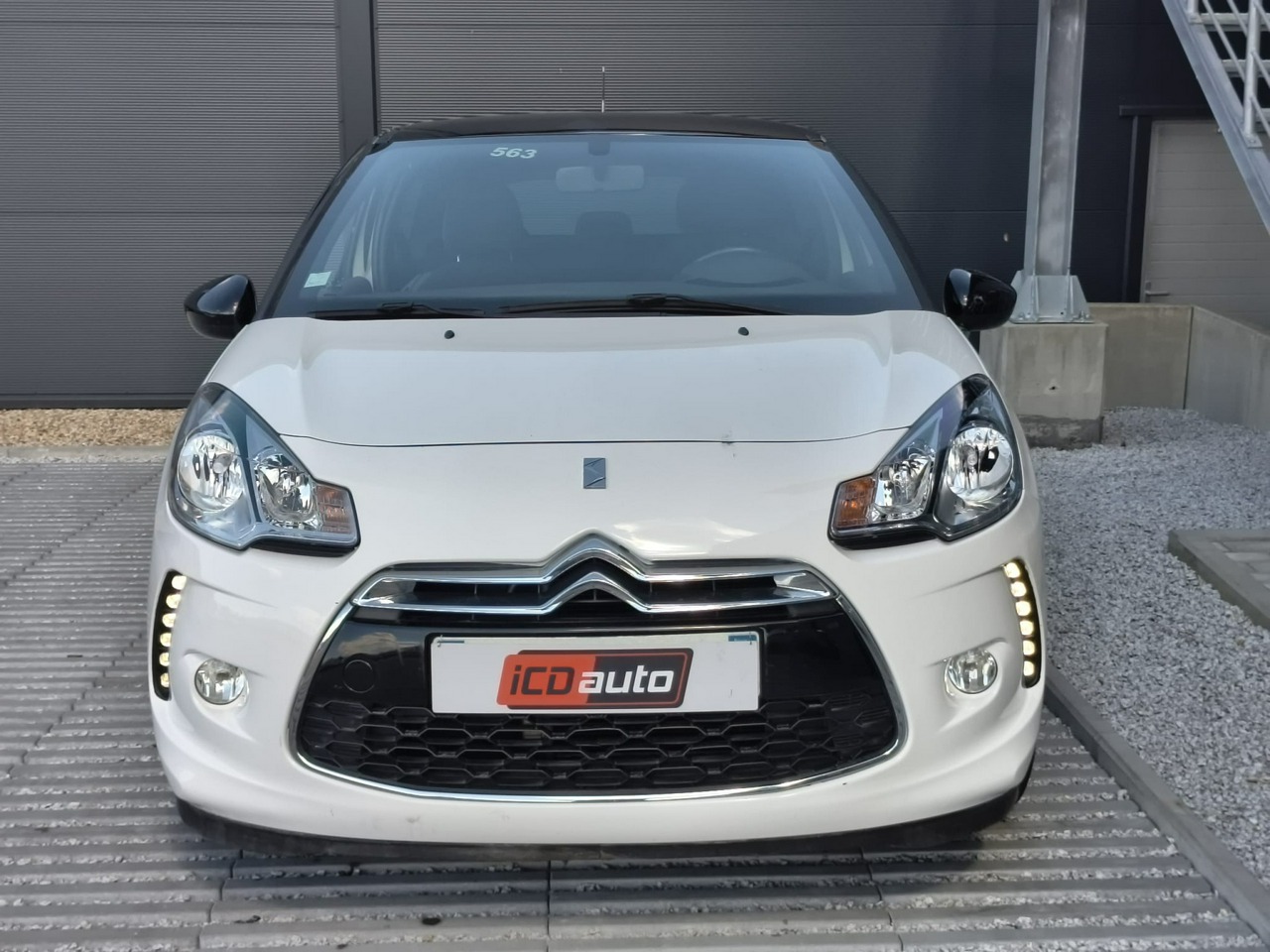DS Automobiles DS 3 - obrazek 2