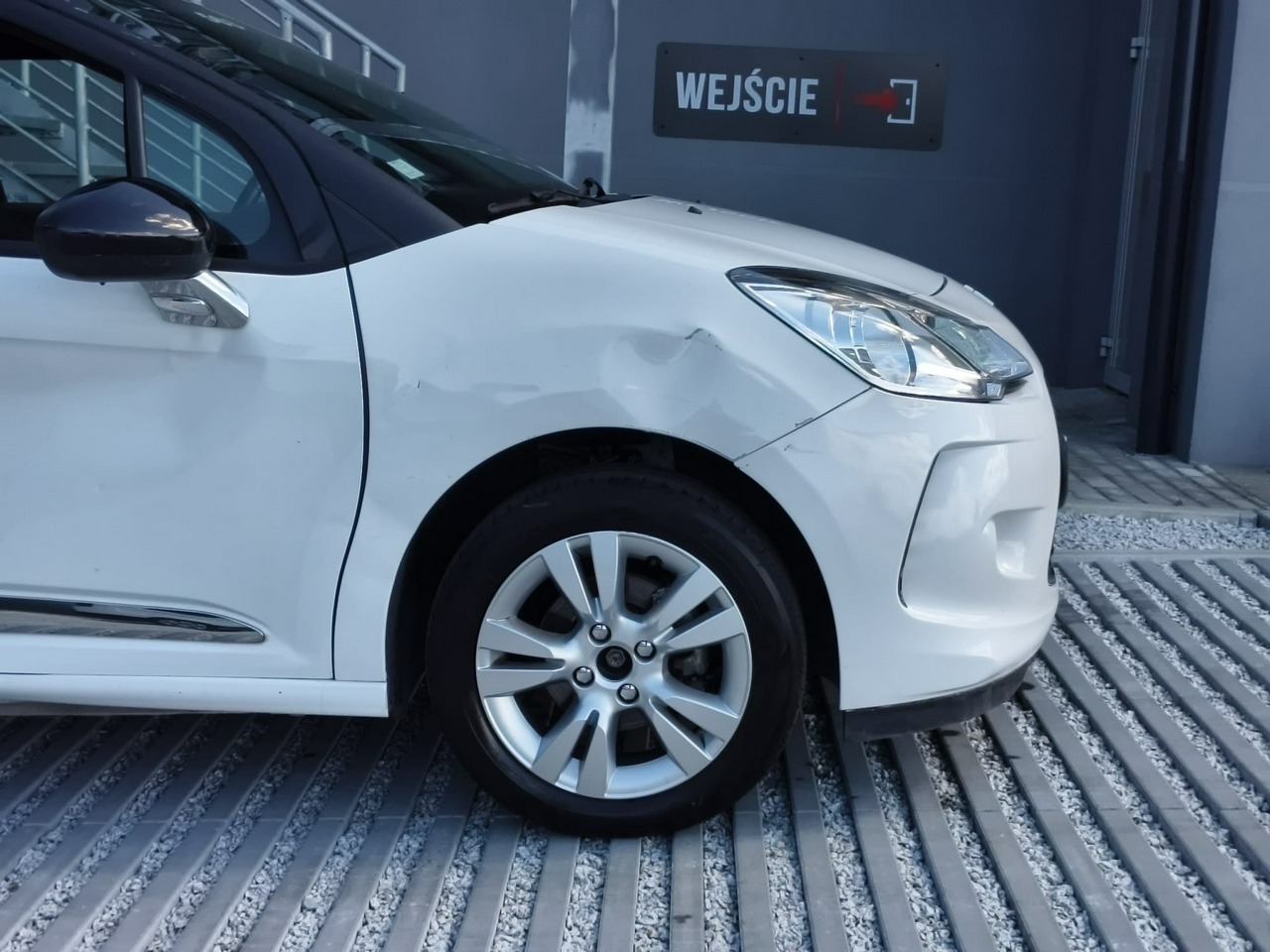 DS Automobiles DS 3 - obrazek 24