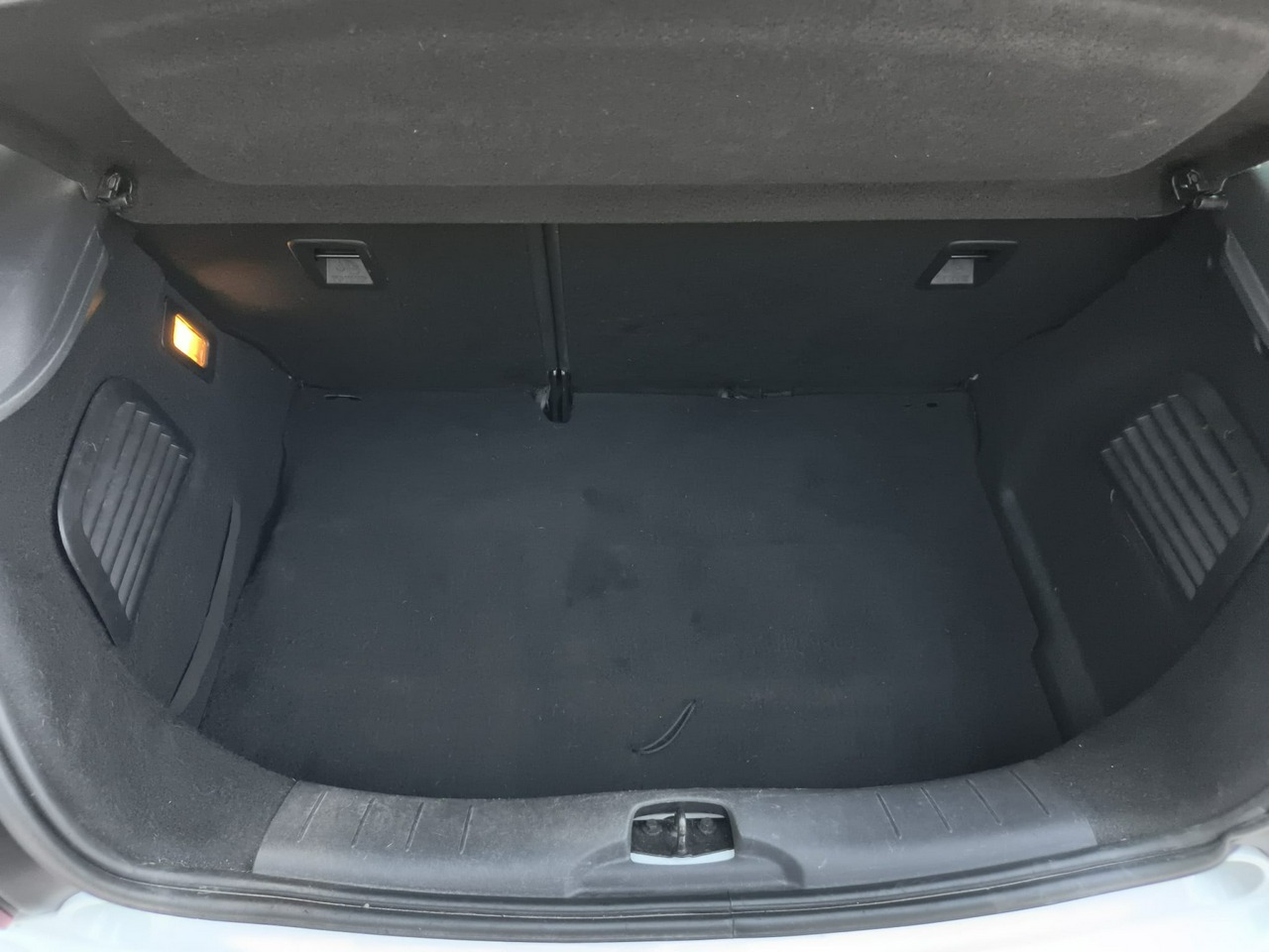DS Automobiles DS 3 - obrazek 20