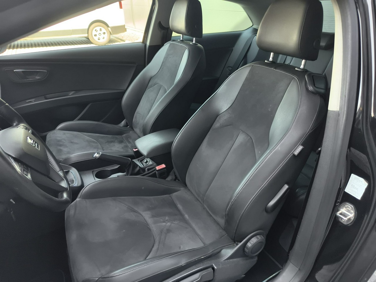 Seat Leon - obrazek 9