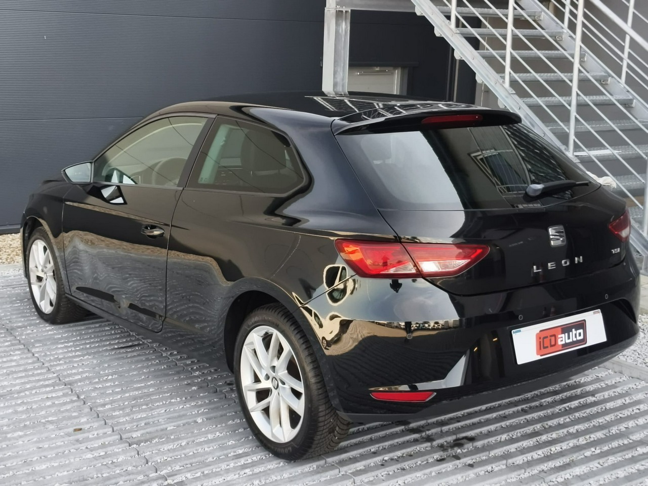 Seat Leon - obrazek 5