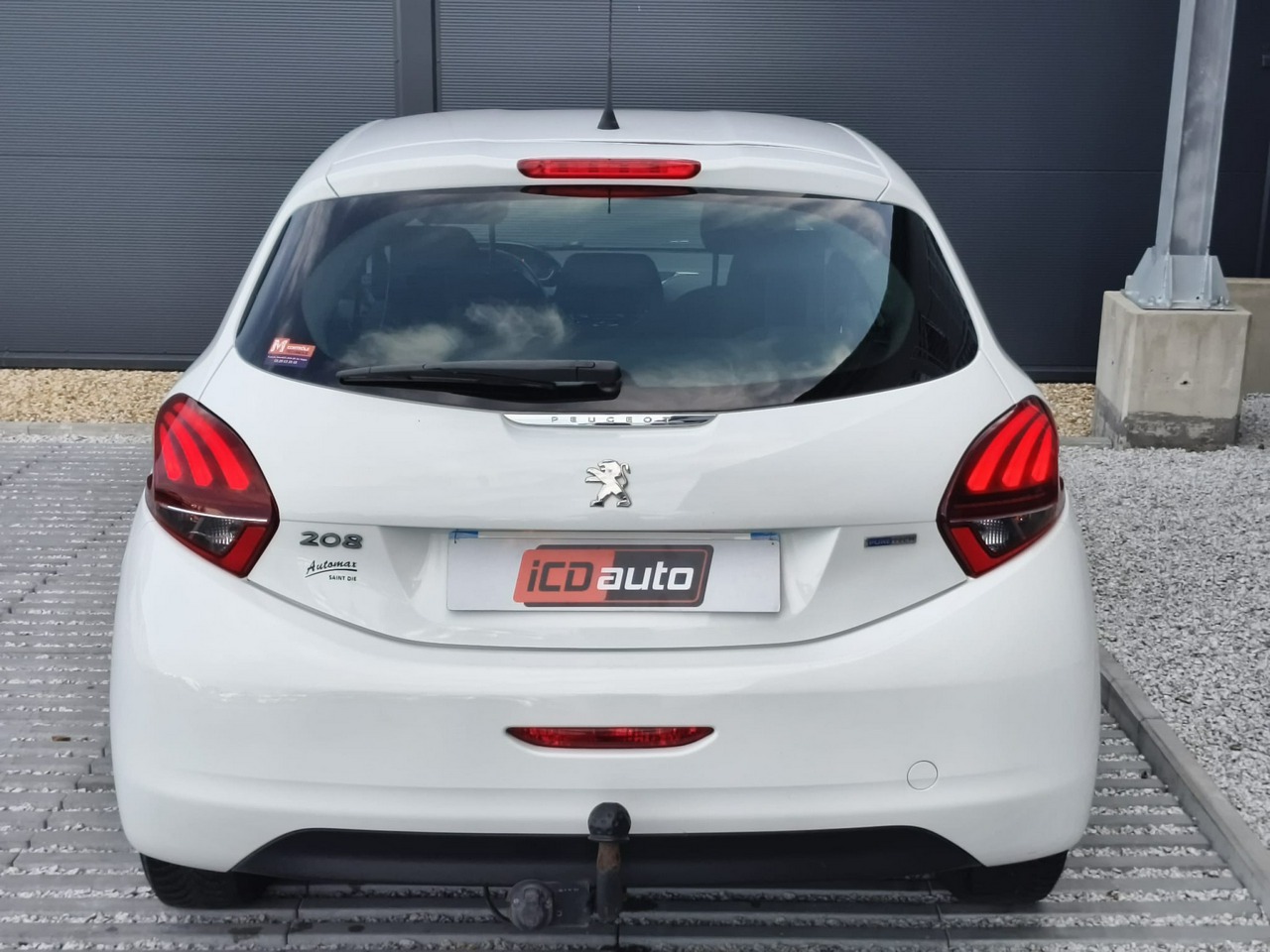 Peugeot 208 - obrazek 6