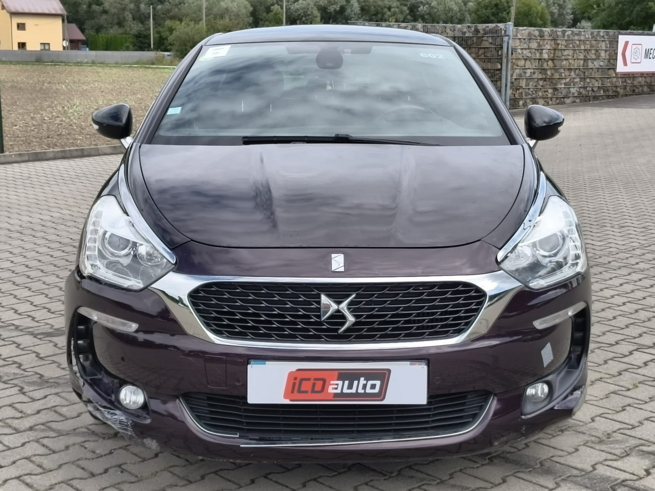 DS Automobiles DS 5 - obrazek 2