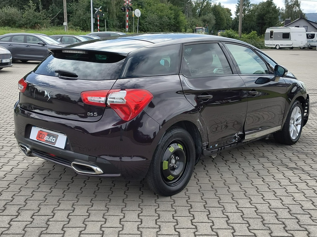 DS Automobiles DS 5 - obrazek 7
