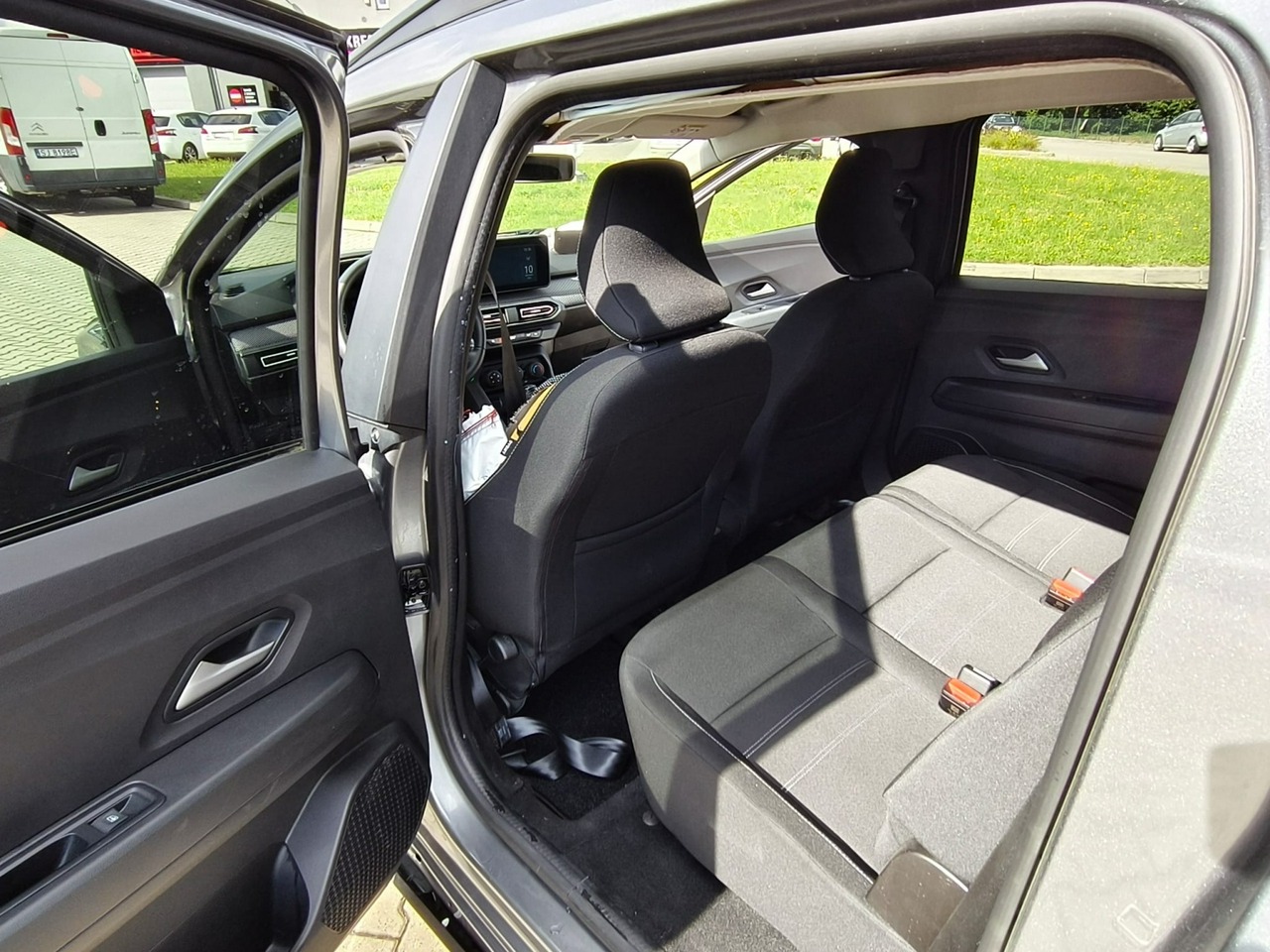 Dacia Jogger - obrazek 14