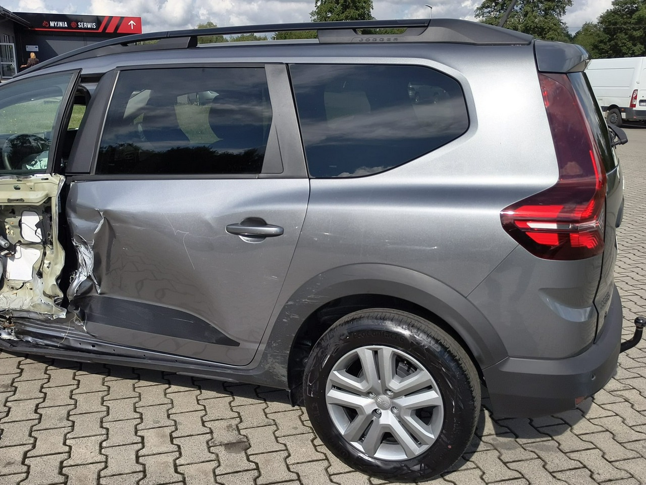 Dacia Jogger - obrazek 19
