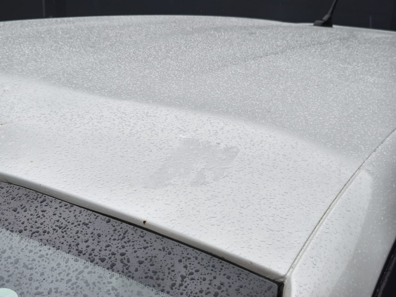 Peugeot 208 - obrazek 24