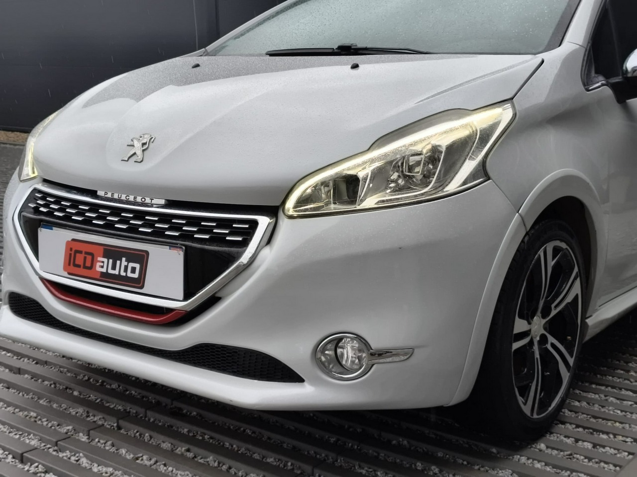 Peugeot 208 - obrazek 20