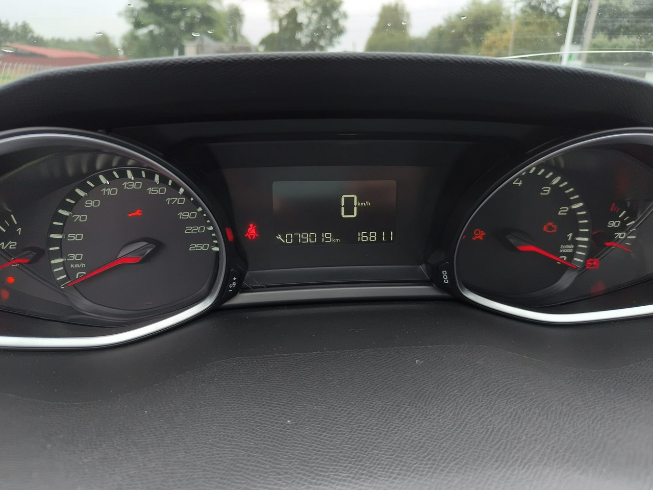 Peugeot 308 - obrazek 12