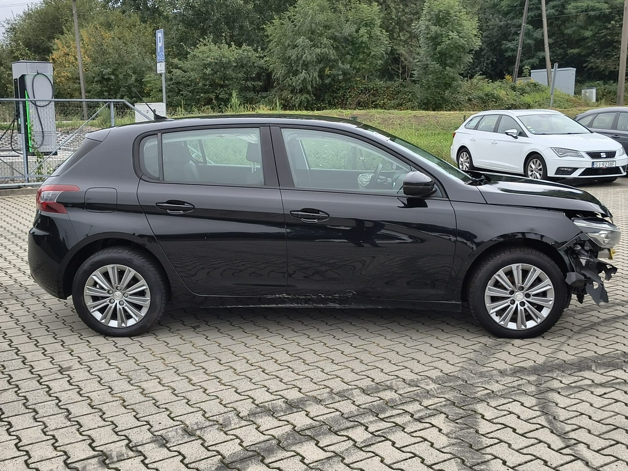 Peugeot 308 - obrazek 8