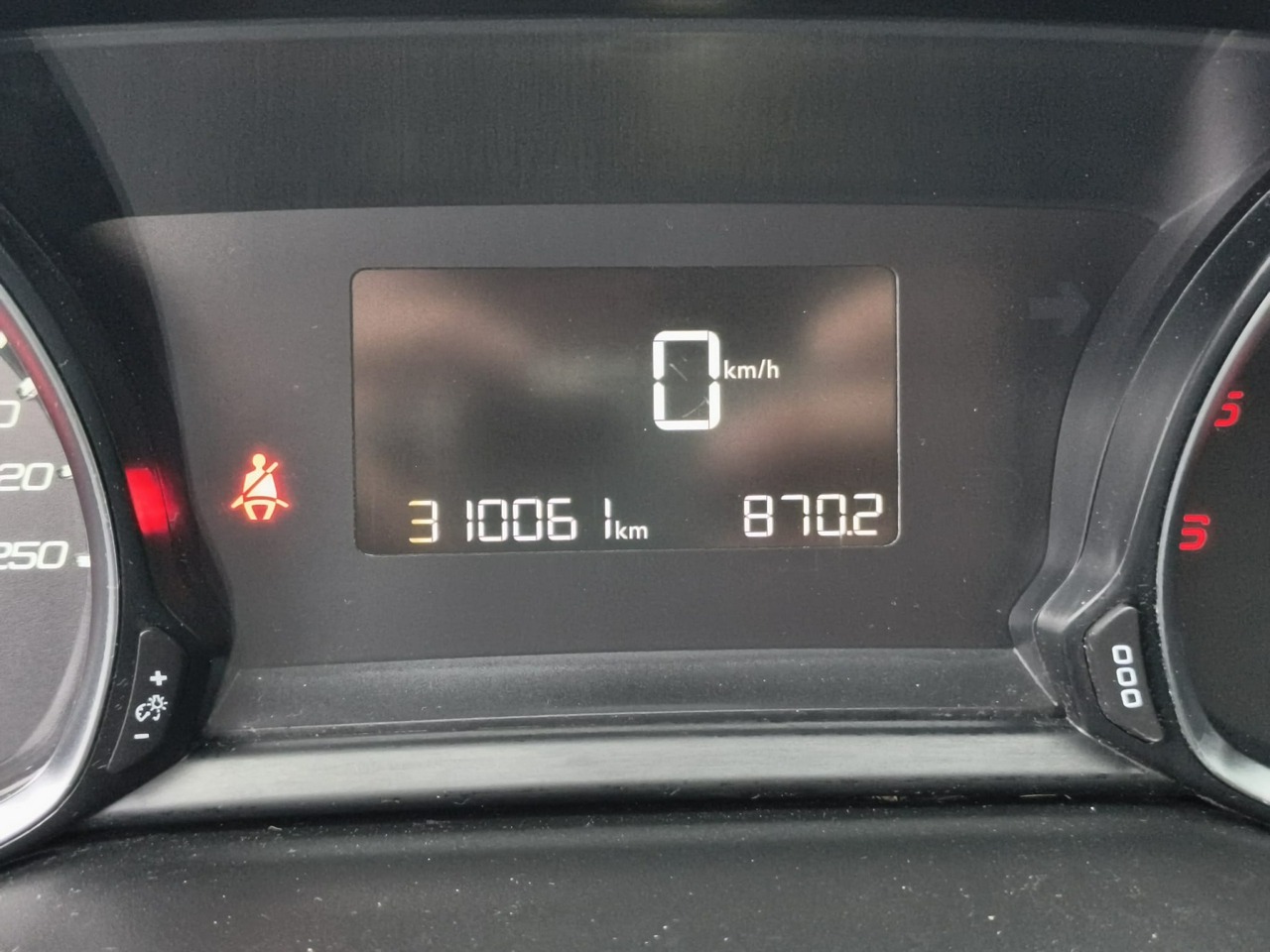 Peugeot 308 - obrazek 13