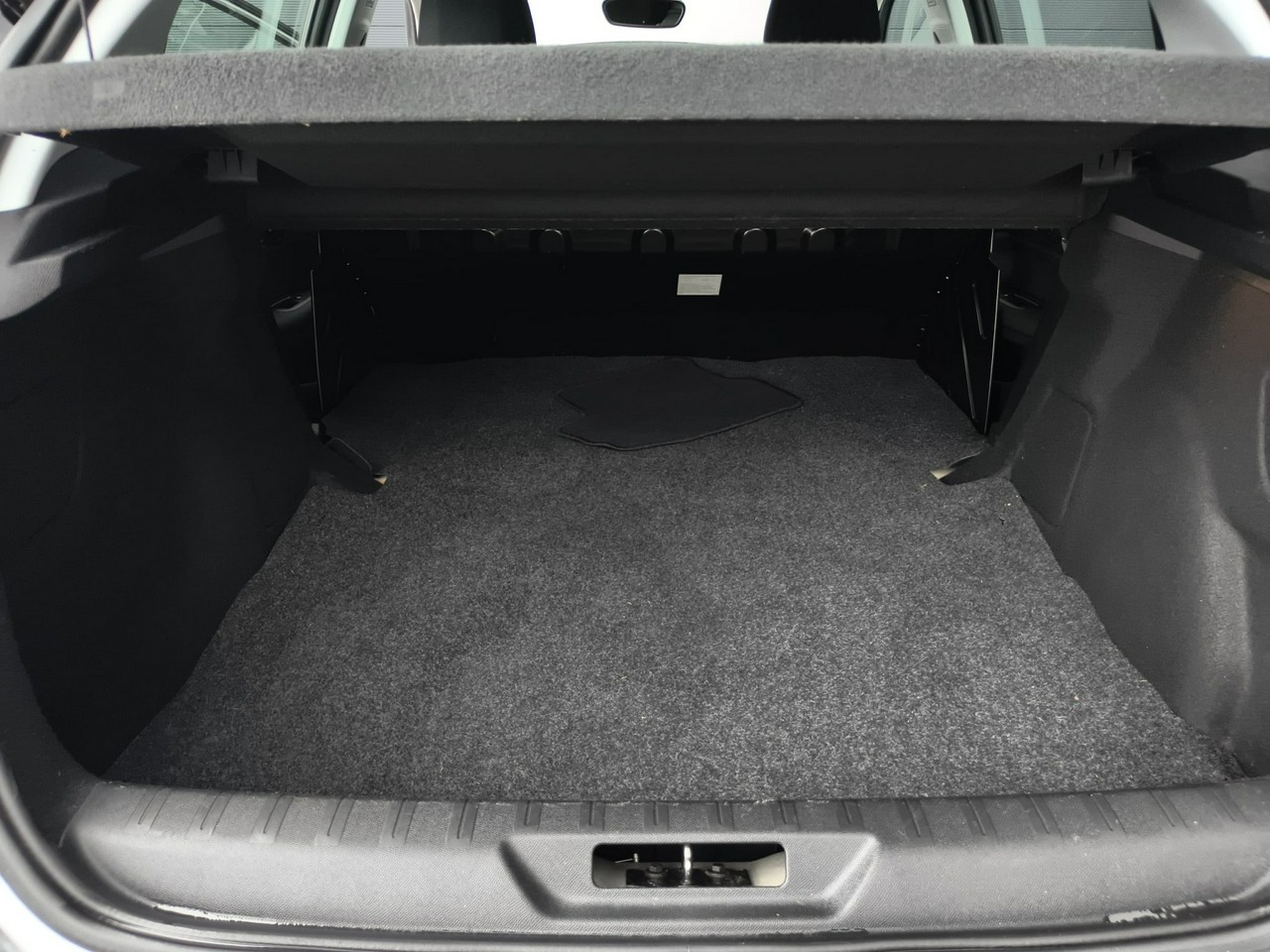 Peugeot 308 - obrazek 18