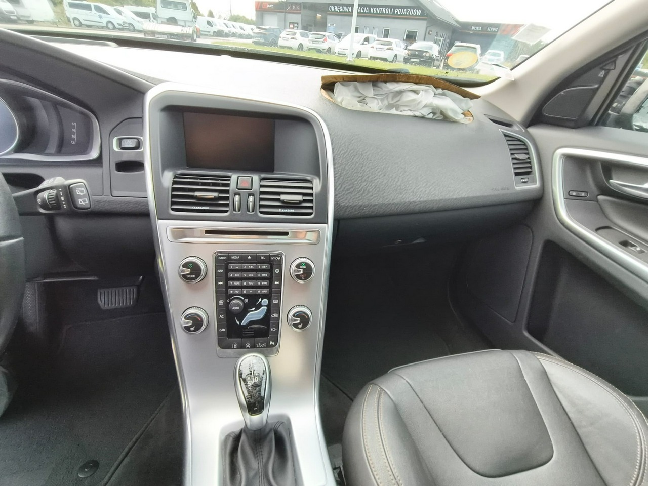 Volvo XC 60 - obrazek 12
