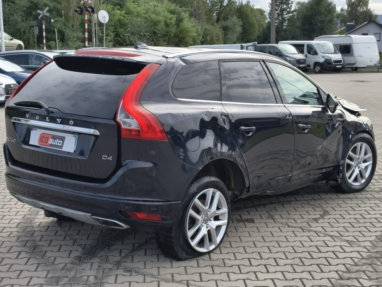 Volvo XC 60 - obrazek 7