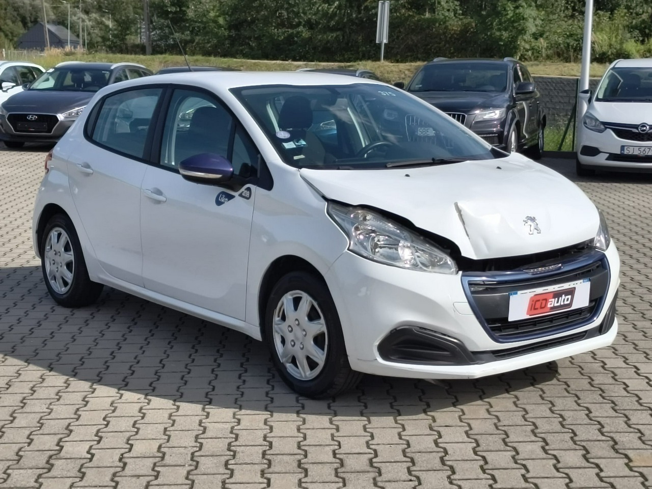 Peugeot 208