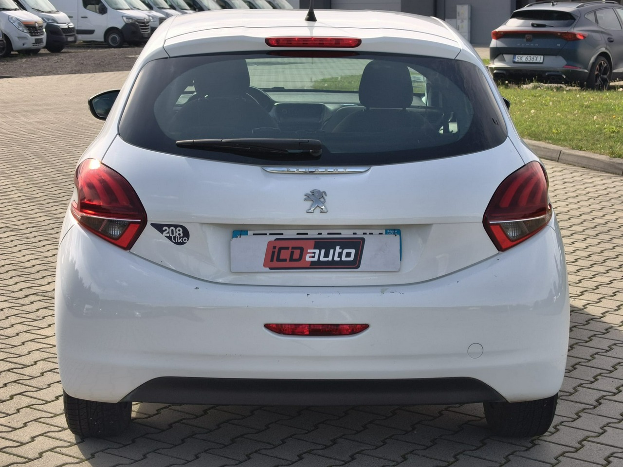 Peugeot 208 - obrazek 6