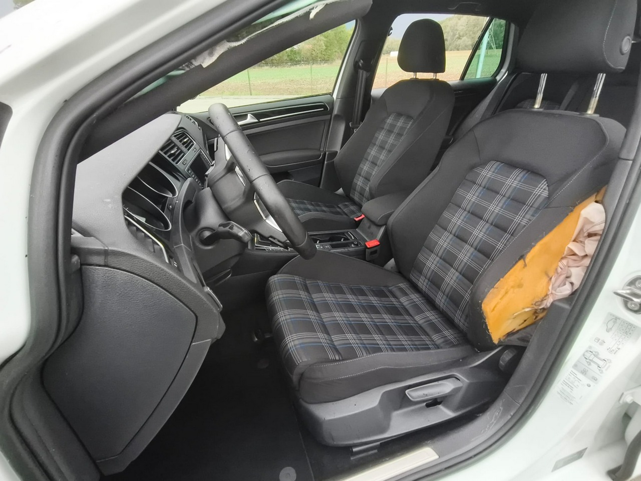 Volkswagen Golf - obrazek 7