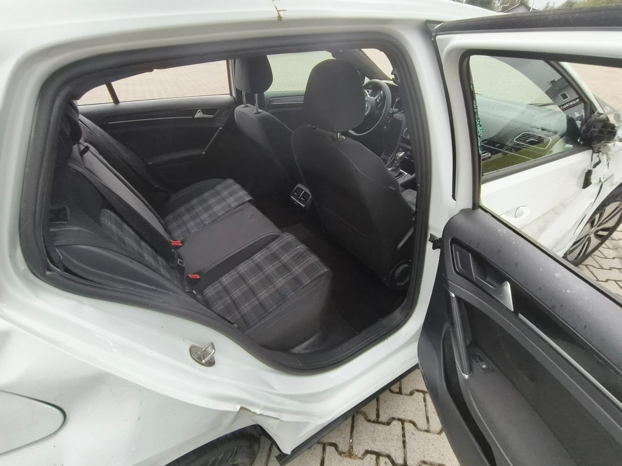 Volkswagen Golf - obrazek 9