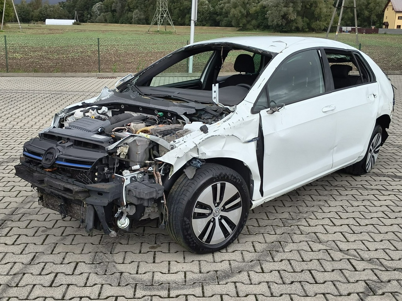 Volkswagen Golf - obrazek 3