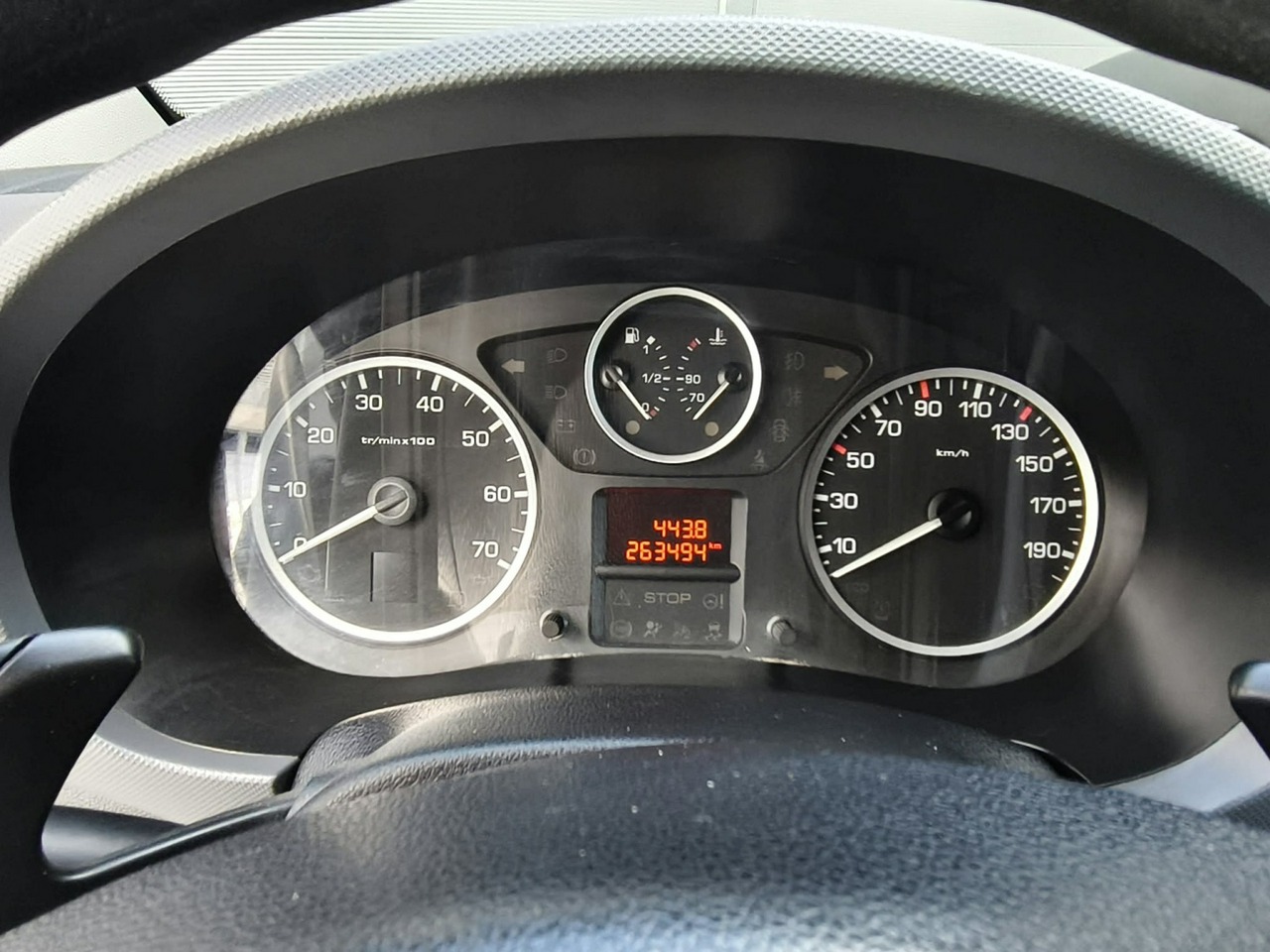 Peugeot Partner - obrazek 11