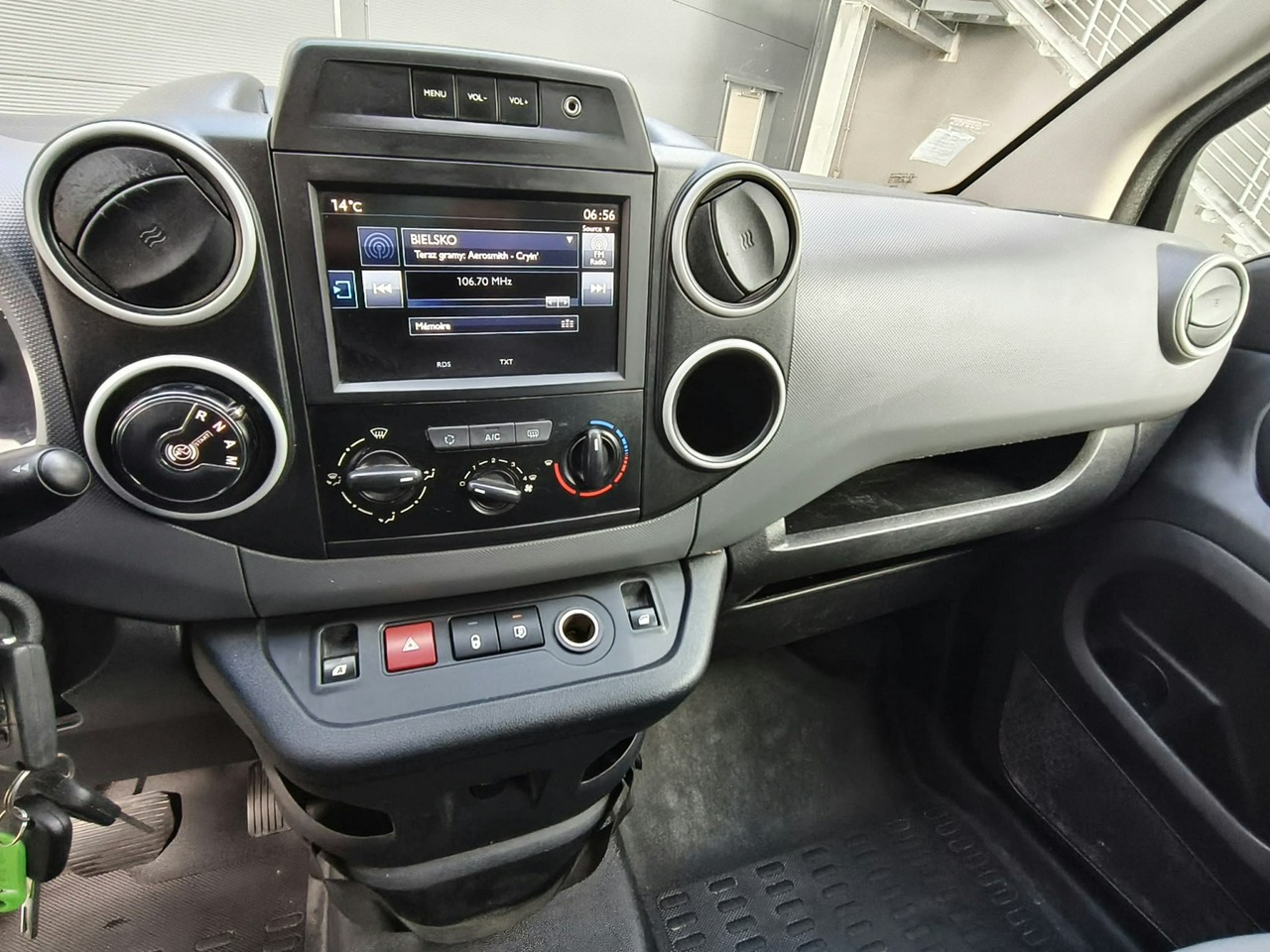 Peugeot Partner - obrazek 12