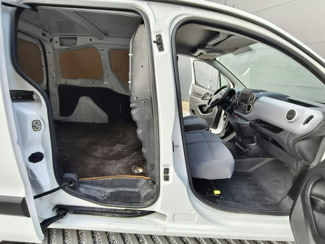 Peugeot Partner - obrazek 14