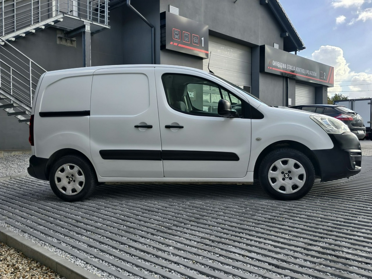 Peugeot Partner - obrazek 8