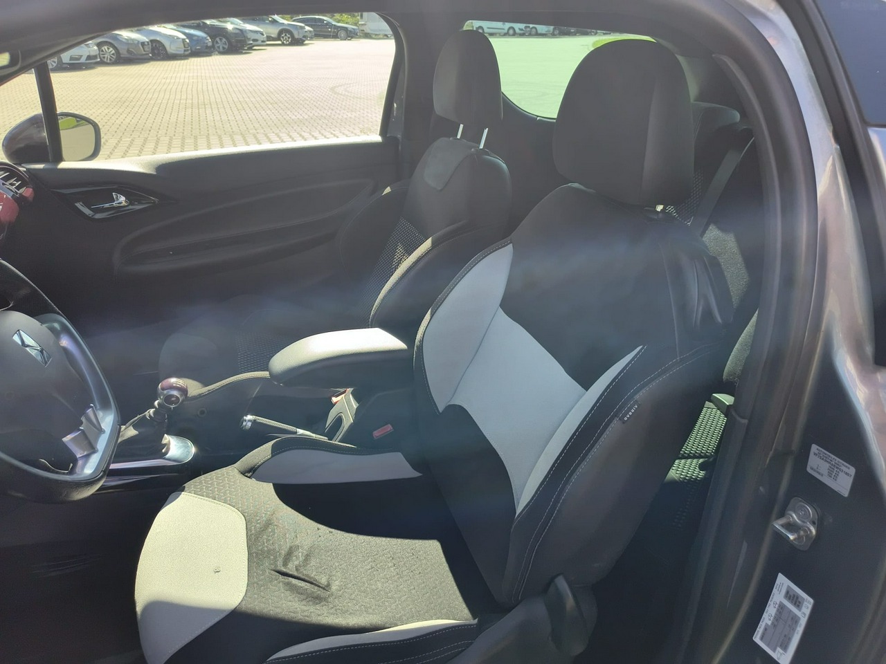 Citroen DS3 - obrazek 10