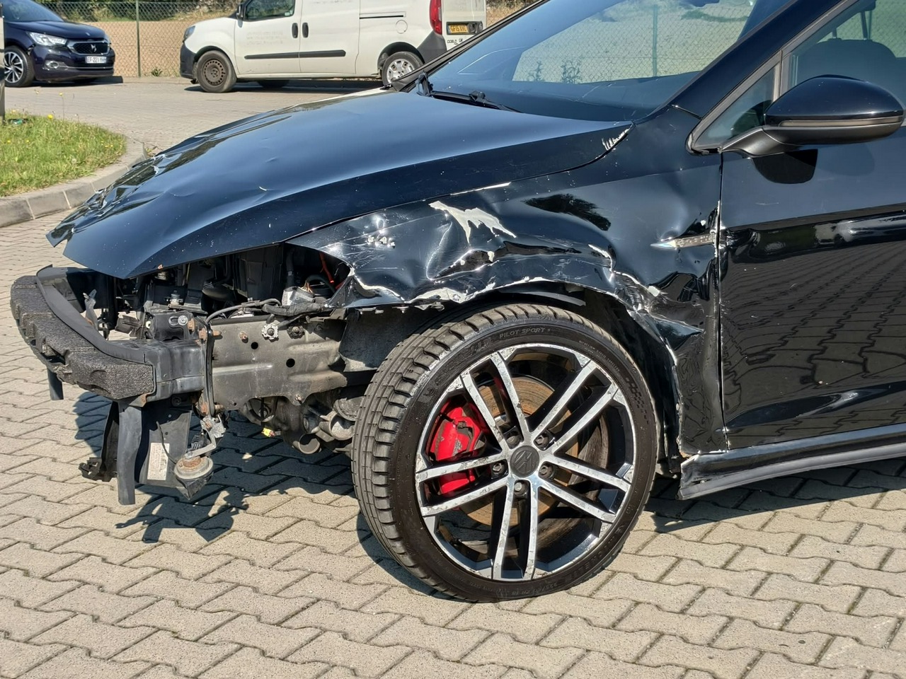 Volkswagen Golf - obrazek 25