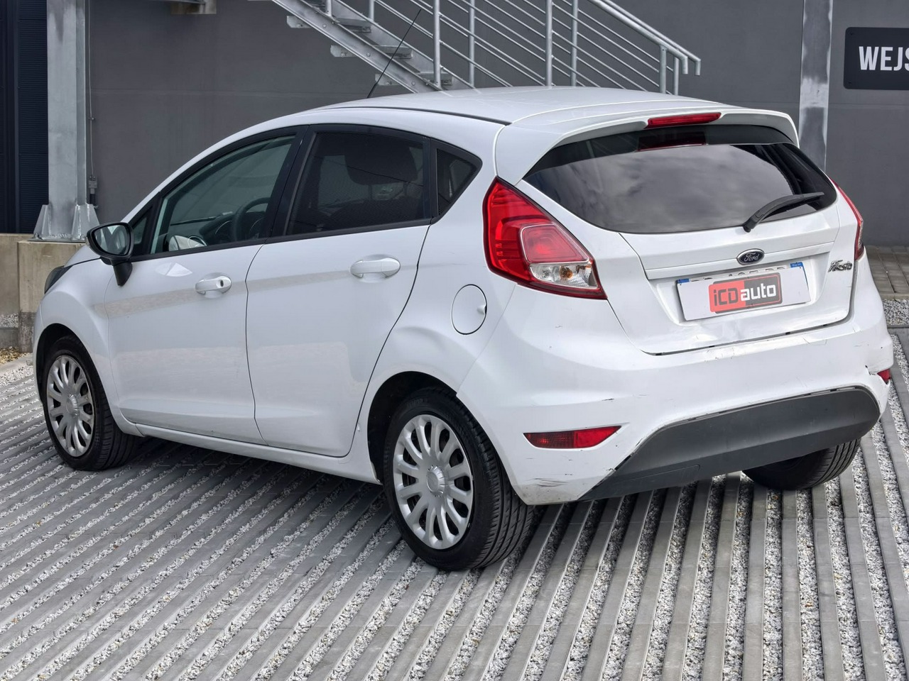 Ford Fiesta - obrazek 5
