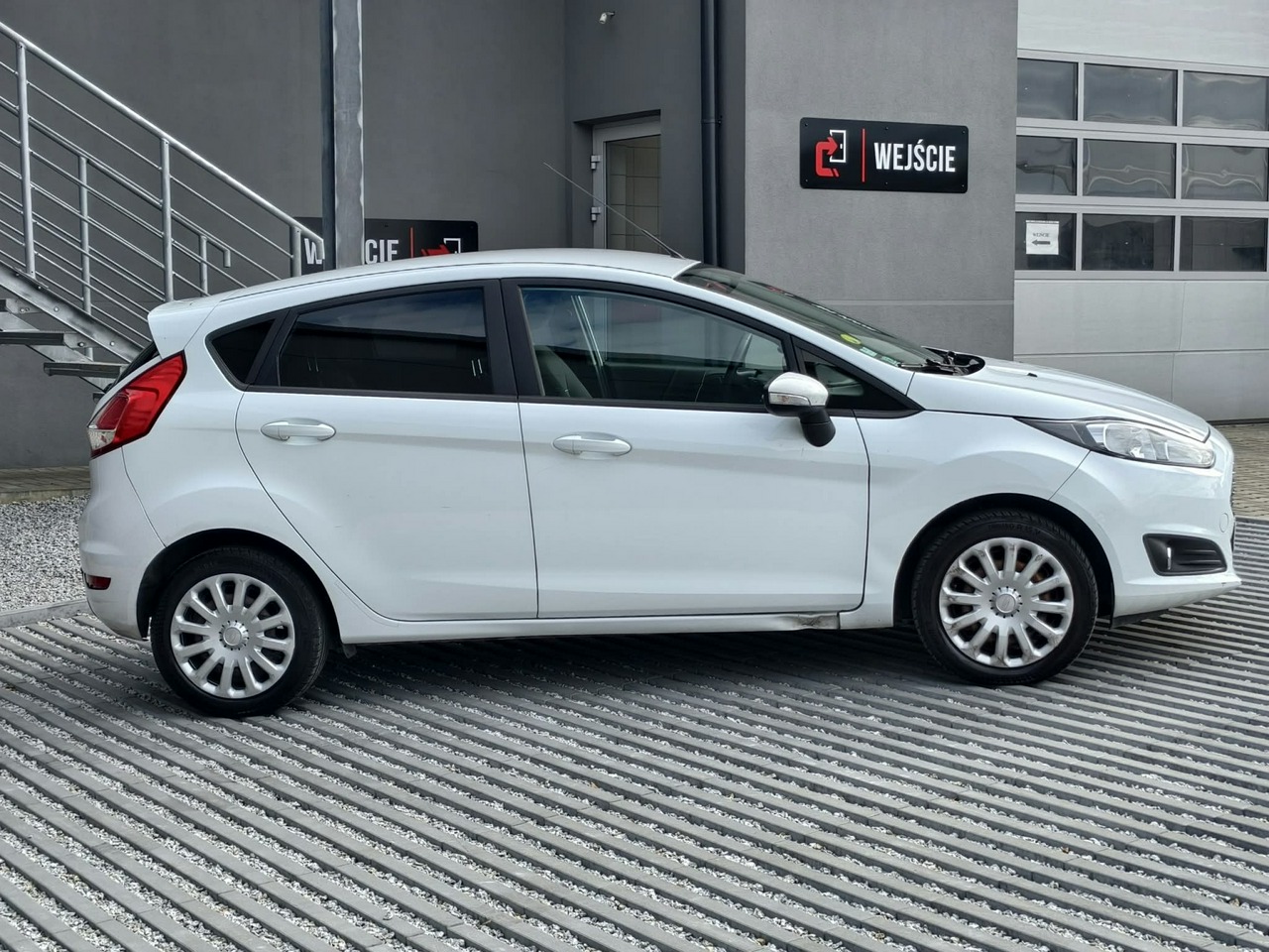 Ford Fiesta - obrazek 8