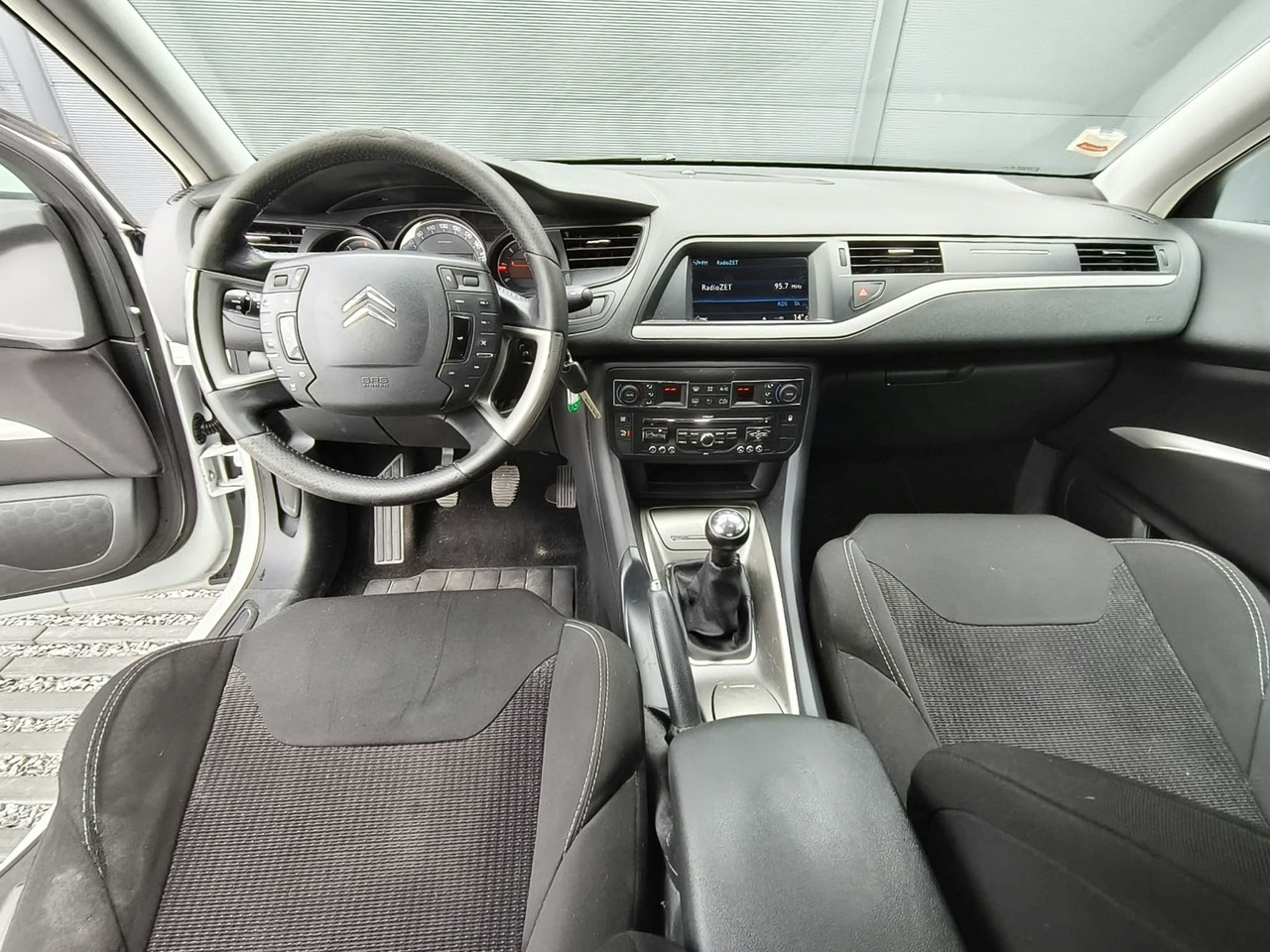 Citroen C5 - obrazek 12