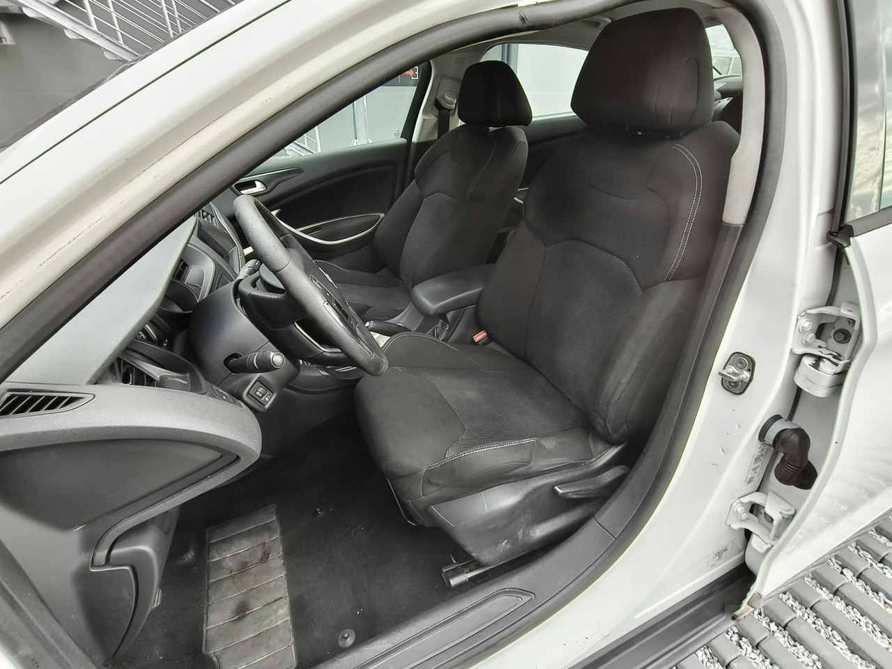 Citroen C5 - obrazek 8