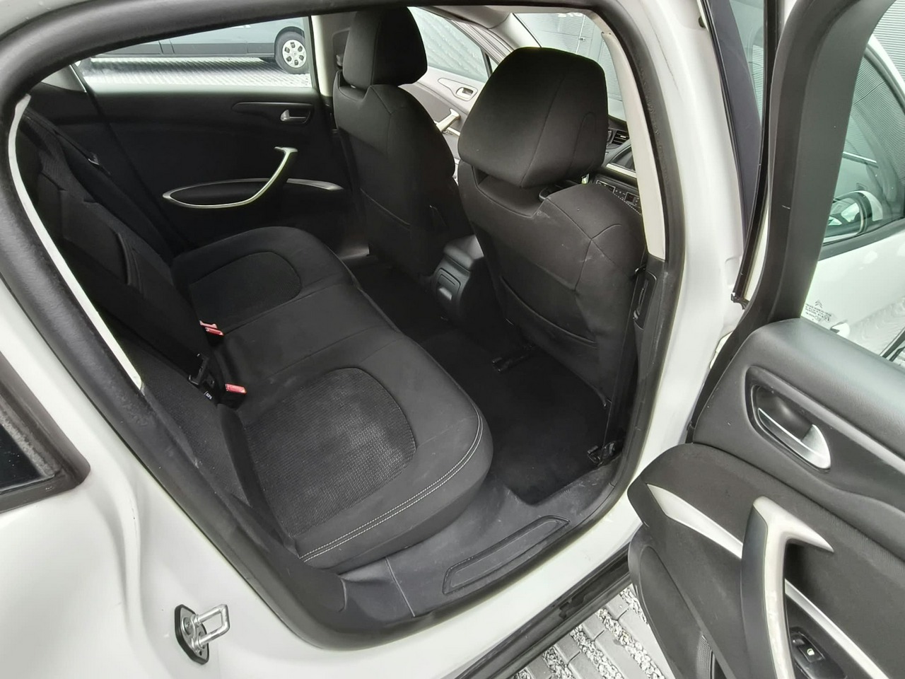 Citroen C5 - obrazek 17