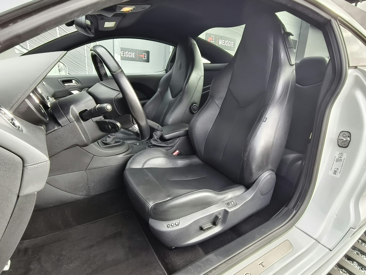 Peugeot RCZ - obrazek 13