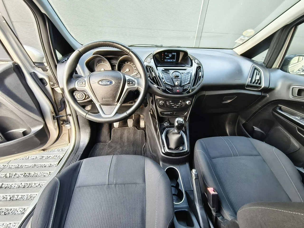Ford B-Max - obrazek 14